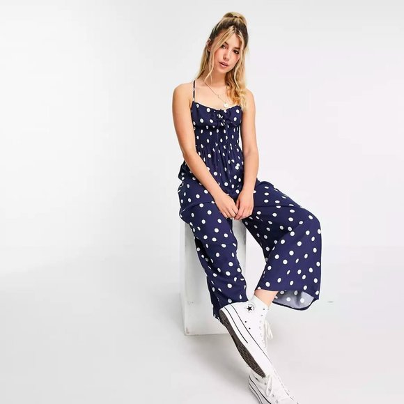 Navy Tie front shirred waist culotte jumpsuit in navy & white polka dot print - Picture 5 of 5